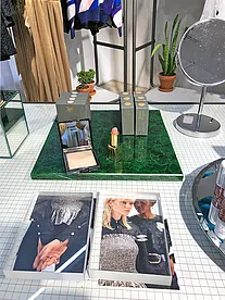 Other stories shop